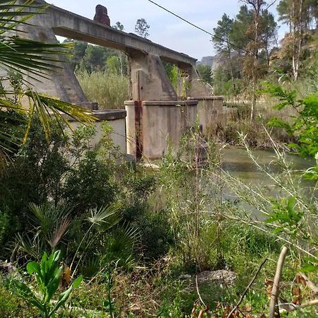 Alojamiento La Presa Del Colindon Guest House Chulilla Exterior foto